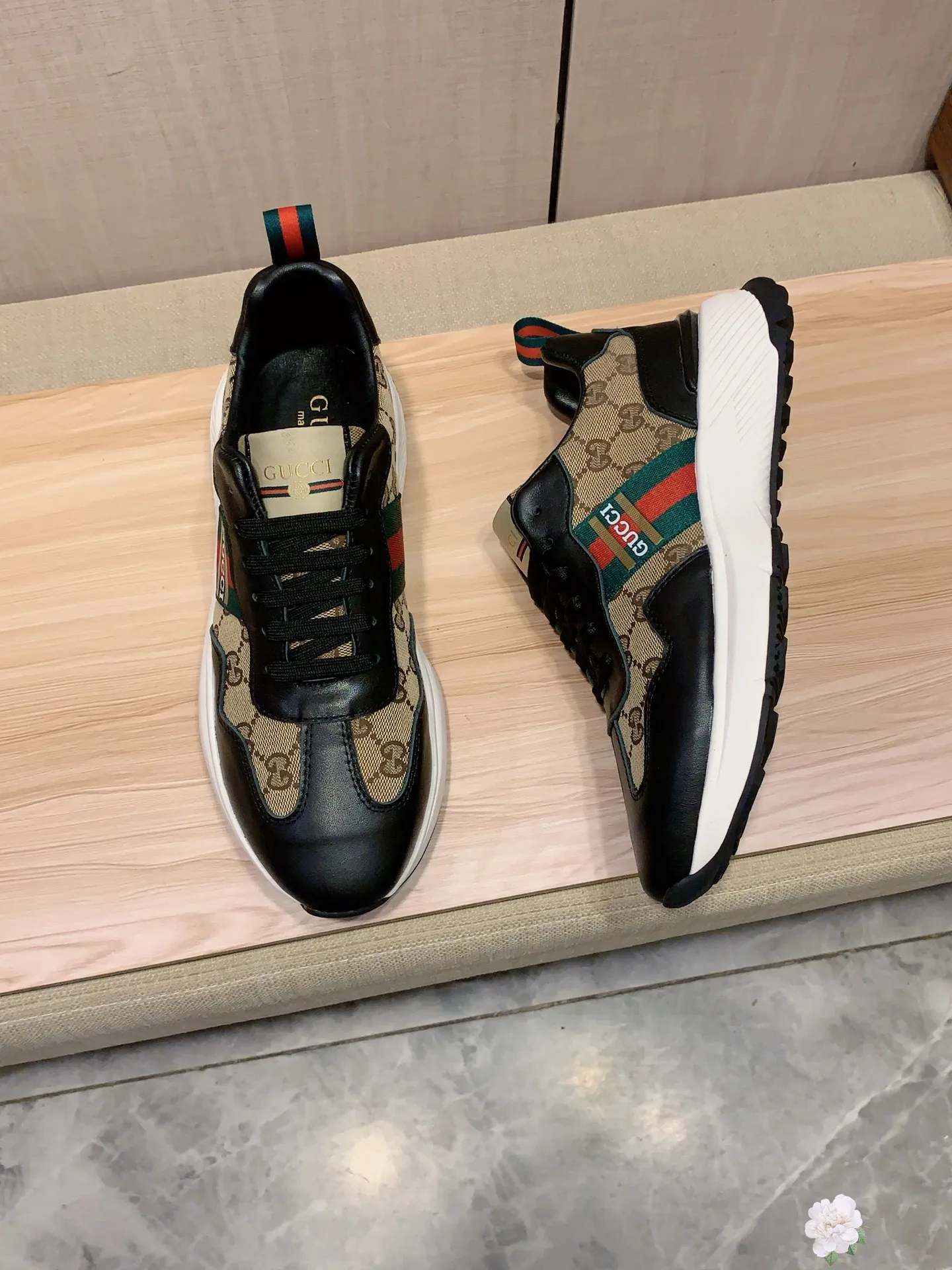 Men's men's shoes💰460💰💰🎩🎩[Lightning][Lightning] "Gucci*" The latest • popular casual shoes, top brand [seduce] luxury ~ purchasing agency, top ~ quality. [Strong] The upper is made of imported breathable cowhide with woven material ➕ breathable sheepskin feet (•) and fine workmanship. The original stylish and stylish soft rubber wear-resistant and non-slip outsole is light and comfortable on the feet. The real thing looks better when photographed. 010: Size: 38-44, 4️⃣ colors selected